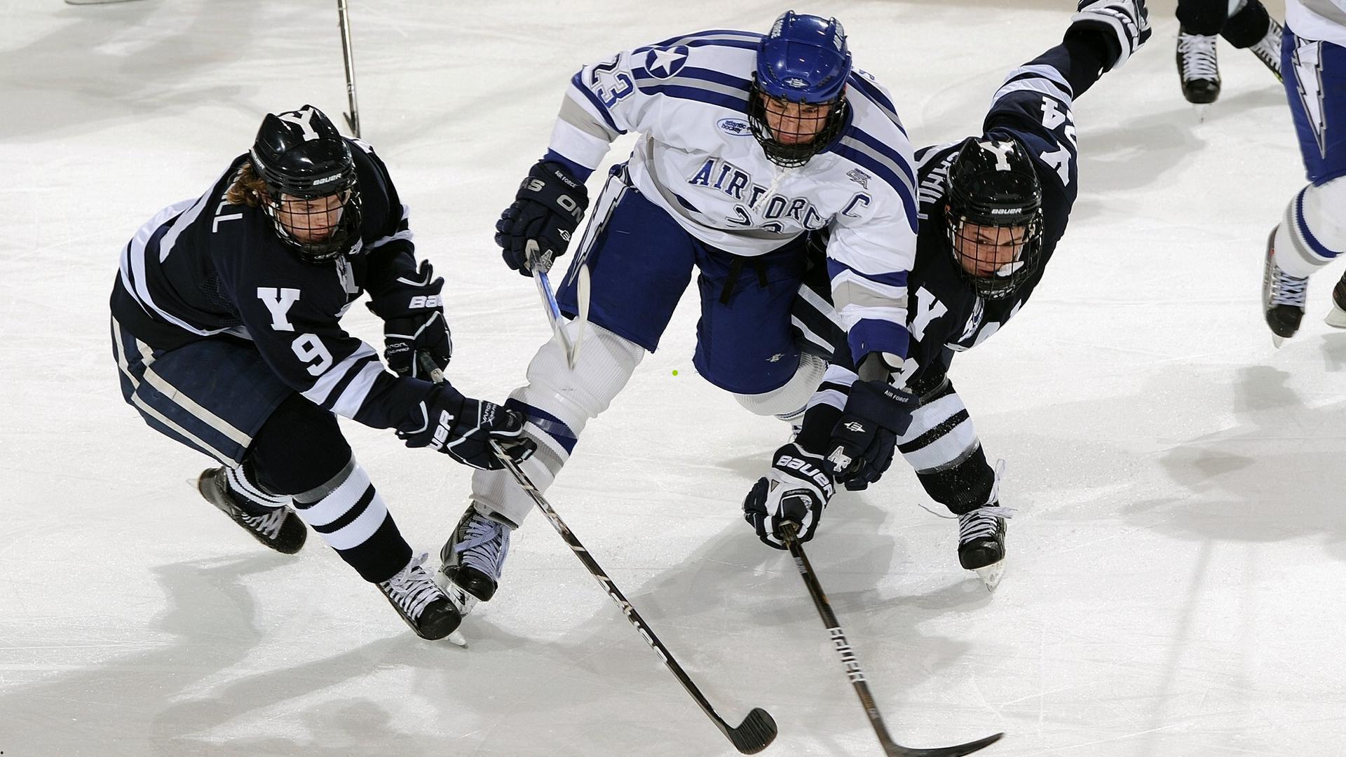 河北俱乐部官宣姚道刚与陈佳裕加盟 陈佳裕海外出生改籍引关注